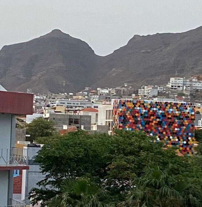 Lovely Apartment In Mindelo City Center Extérieur photo